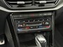 Volkswagen T-Roc 1.5 TSI R-Line black style DSG Panoramadak Carplay 19" velgen