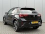 Volkswagen T-Roc 1.5 TSI R-Line black style DSG Panoramadak Carplay 19" velgen