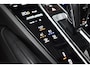 Porsche Cayenne Coupé 3.0 E-Hybrid Platinum Edition SportDesign *Krijt* | Sportuitlaat | ACC | Trekhaak | Ventilatie | Achterasbesturing | Bose | Head-Up | 22'' Wielen |