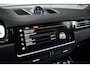Porsche Cayenne Coupé 3.0 E-Hybrid Platinum Edition SportDesign *Krijt* | Sportuitlaat | ACC | Trekhaak | Ventilatie | Achterasbesturing | Bose | Head-Up | 22'' Wielen |