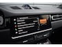 Porsche Cayenne Coupé 3.0 E-Hybrid Platinum Edition SportDesign *Krijt* | Sportuitlaat | ACC | Trekhaak | Ventilatie | Achterasbesturing | Bose | Head-Up | 22'' Wielen |