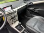 Opel Astra GTC Cosmo 1.8 140 pk - Lederen bekleding - trekhaak - winterpack - Parkpilot