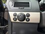 Opel Astra GTC Cosmo 1.8 140 pk - Lederen bekleding - trekhaak - winterpack - Parkpilot