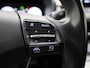 Hyundai Kona Electric Techno 39,2kWh | Navigatie | Parkeer camera | LM velgen
