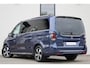 Mercedes-Benz EQV 300 L2 / AMG / Panorama / Luchtvering / 7-Persoons / Slaapbank / 360 Camera / Vol Opties / NIEUWSTAAT