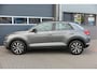 Volkswagen T-Roc 1.0 TSI 85kw 116pk Style Led, Virtual Cockpit, LMV, Camera , Trekhaak afneembaar, DAB+ ,Navigatie via Carplay, PDC etc.