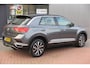 Volkswagen T-Roc 1.0 TSI 85kw 116pk Style Led, Virtual Cockpit, LMV, Camera , Trekhaak afneembaar, DAB+ ,Navigatie via Carplay, PDC etc.