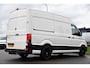Volkswagen Crafter 35 2.0 TDI L3H3 PB Edition Adaptieve Cruise, Camera, LED, Carplay, Trekhaak, Automaat, 140pk, Sensoren, Multimedia, Uniek!