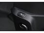 Volkswagen Crafter 35 2.0 TDI L3H3 PB Edition Adaptieve Cruise, Camera, LED, Carplay, Trekhaak, Automaat, 140pk, Sensoren, Multimedia, Uniek!