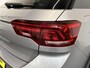 Volkswagen T-Roc 1.5 eTsi R-Line Automaat Climate control Adaptieve cruise control Panoramadak LED Navigatie Achteruitrijcamera Parkeersensoren Apple Carplay/ Android Auto Radio