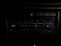 Volkswagen T-Roc 1.5 eTsi R-Line Automaat Climate control Adaptieve cruise control Panoramadak LED Navigatie Achteruitrijcamera Parkeersensoren Apple Carplay/ Android Auto Radio