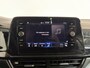 Volkswagen T-Roc 1.5 eTsi R-Line Automaat Climate control Adaptieve cruise control Panoramadak LED Navigatie Achteruitrijcamera Parkeersensoren Apple Carplay/ Android Auto Radio
