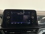Volkswagen T-Roc 1.5 eTsi R-Line Automaat Climate control Adaptieve cruise control Panoramadak LED Navigatie Achteruitrijcamera Parkeersensoren Apple Carplay/ Android Auto Radio