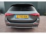 Mercedes-Benz C-klasse Estate 300 e Business Line Comfort Stoelen High Performance LED-koplampen Stoelverwarming Uitklapbare Trekhaak  Etc.