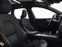 Volvo XC60 B4 R-Design | Panoramadak | Trekhaak | Carplay |