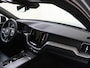 Volvo XC60 B4 R-Design | Panoramadak | Trekhaak | Carplay |