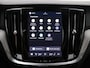 Volvo V60 T8 PLUG-IN HYRBID PLUS DARK 360GR CAM SCHUIFDAK TREKHAAK HEAD-UP DISPLAY