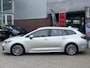 Toyota Corolla Touring Sports 1.8 Hybrid Style STOEL/STUURVERW EL-ACHTERKLEP HEAD-UP APPLE/ANDROID CLIMA AD-CRUISE 17" LM-VELGEN