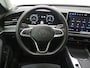 Volkswagen Passat Variant 1.5 eHybrid 204PK | Leder/Alcantara | Massage | Stoelkoeling | Trekhaak | HUD | 360 | Keyless
