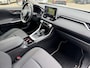 Toyota RAV4 2.5 Hybrid First Edition TREKHAAK BLIND-SPOT PARK-SENSOREN 360° CAMERA APPLE/ANDROID NAVI NL-AUTO