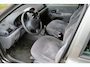 Renault Clio 1.6-16V RXE | NL-auto | 5 deuren | Airco | Elek. ramen | Centr. deurvergr. | Radio/MP3 | Lichtmetalen velgen | Mistlampen | Trekhaak |