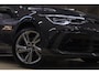 Volkswagen Golf 1.5 eTSI R-Line PANO/CAM/CARPLAY/KEYLES/IQ/ACC/VOL
