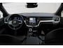 Volvo V60 T6 Plug-in hybrid AWD Plus Dark | Trekhaak | 360 graden camera | Verwarmbare voorstoelen en achterbank | Premium audio by Harman Kardon | Apple carplay/Android auto