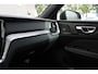 Volvo V60 T6 Plug-in hybrid AWD Plus Dark | Trekhaak | 360 graden camera | Verwarmbare voorstoelen en achterbank | Premium audio by Harman Kardon | Apple carplay/Android auto