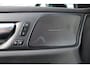 Volvo V60 T6 Plug-in hybrid AWD Plus Dark | Trekhaak | 360 graden camera | Verwarmbare voorstoelen en achterbank | Premium audio by Harman Kardon | Apple carplay/Android auto