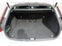 Volvo V60 T6 Plug-in hybrid AWD Plus Dark | Trekhaak | 360 graden camera | Verwarmbare voorstoelen en achterbank | Premium audio by Harman Kardon | Apple carplay/Android auto