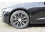 Volvo V60 T6 Plug-in hybrid AWD Plus Dark | Trekhaak | 360 graden camera | Verwarmbare voorstoelen en achterbank | Premium audio by Harman Kardon | Apple carplay/Android auto