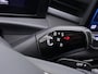 Volkswagen T-Roc 1.5 eTsi Life First Edition | Camera | Zwenkbare trekhaak | ACC | Stoelverwarming |