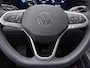 Volkswagen T-Roc 1.5 eTsi Life First Edition | Camera | Zwenkbare trekhaak | ACC | Stoelverwarming |