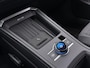 Volkswagen T-Roc 1.5 eTsi Life First Edition | Camera | Zwenkbare trekhaak | ACC | Stoelverwarming |
