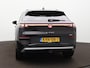 Volkswagen T-Roc 1.5 eTsi Life First Edition | Camera | Zwenkbare trekhaak | ACC | Stoelverwarming |