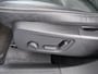 Volvo XC40 1.5 T4 Recharge R-Design / Trekhaak / Navigatie / 360 Camera / Stuur -en Stoelverwarmd / Parkeersensoren / Keyless / Elektr. koffer / 19'' LMV
