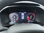 Volvo XC40 1.5 T4 Recharge R-Design / Trekhaak / Navigatie / 360 Camera / Stuur -en Stoelverwarmd / Parkeersensoren / Keyless / Elektr. koffer / 19'' LMV
