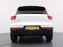 Volvo XC40 1.5 T4 Recharge R-Design / Trekhaak / Navigatie / 360 Camera / Stuur -en Stoelverwarmd / Parkeersensoren / Keyless / Elektr. koffer / 19'' LMV