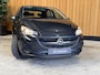 Opel Corsa 1.4 Favourite Airco. Cruise. Trekhaak. 78000 km met NAP