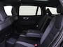 Volvo V60 2.0 T8 AWD + Dark | Trekhaak | HUD | Schuif-/Kanteldak