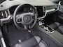 Volvo V60 2.0 T8 AWD + Dark | Trekhaak | HUD | Schuif-/Kanteldak