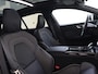 Volvo V60 2.0 T8 AWD + Dark | Trekhaak | HUD | Schuif-/Kanteldak