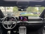 Volkswagen T-Roc 1.5 eTsi R-Line First Edition | WORDT VERWACHT | PANORAMADAK | ACHTERUITRIJCAMERA | SFEERVERLICHTING | ELEKTRISCHE KOFFERKLEP | IQ LIGHTS | STOELVERWARMING | STUURWIELVERWARMING | CLIMATE CONTROL | ADAPTIVE CRUISE CONTROL |