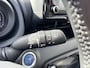 Toyota Yaris 1.5 Hybrid Dynamic Nieuw geleverd, Dealeronderhouden, Smart Key, Lichtmetalen velgen, LED, Achteruitrijcamera, Apple Carplay en/of Android auto navigatie.