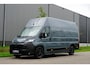 Peugeot Boxer 2.2 BlueHDi 180 L4H3 3.5t Zwaar Automaat |In topstaat |Full-Option |Adaptive Cruise |Groot scherm |Full-LED |Parkeersensoren rondom |2e airbag |BPM voordeel! |Mooie camperbasis