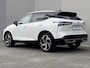 Nissan Qashqai 1.3 MHEV Xtronic Tekna Plus / Dealer onderhouden / Fabrieksgarantie tot 10-2028 / 1.800 kg trekgewicht / HUD / BOSE audio / Panorama dak / Stuur- & stoelverwarming / Massage stoelen / Elektrische stoelen & klep / Apple Carplay Android / 20" LM wielen & All Season banden /