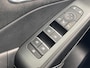 Nissan Qashqai 1.3 MHEV Xtronic Tekna Plus / Dealer onderhouden / Fabrieksgarantie tot 10-2028 / 1.800 kg trekgewicht / HUD / BOSE audio / Panorama dak / Stuur- & stoelverwarming / Massage stoelen / Elektrische stoelen & klep / Apple Carplay Android / 20" LM wielen & All Season banden /