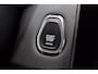 Lynk & Co 01 1.5 - Panorama/schuifdak - Adaptieve Cruise control met stuurovername - Infinity Audio by Harman/Kardon - BLIS - Stoelverwarming voor - Adaptieve LED koplampen - Geïntegreerde dashcam voor - Elektr. bedienb. achterklep - Draadloze Apple Carplay & Android Auto - Keyless Entry & drive - 20' LMV