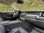 Volvo XC60 B5 Inscription | Trekhaak | Pano dak | Head up display | Bliss | Keyless |