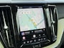 Volvo XC60 B5 Inscription | Trekhaak | Pano dak | Head up display | Bliss | Keyless |